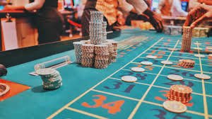 Meja Texas Hold'em Bonus langsung di studio paitosdy dengan dealer profesional dan antarmuka permainan